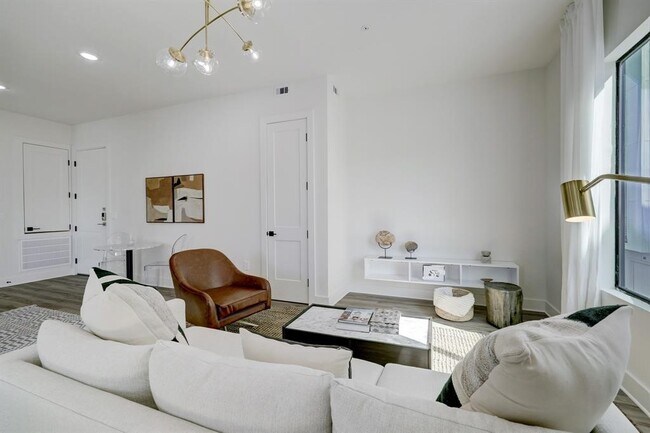 Photo - 4722 Old Spanish Trl Unit B201