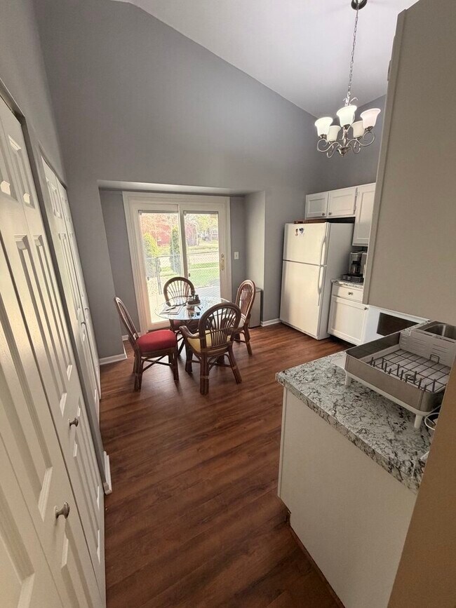 Photo - 1219 Huntington Dr