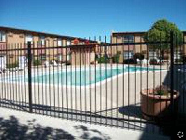 Piscina - Casitas de Bella