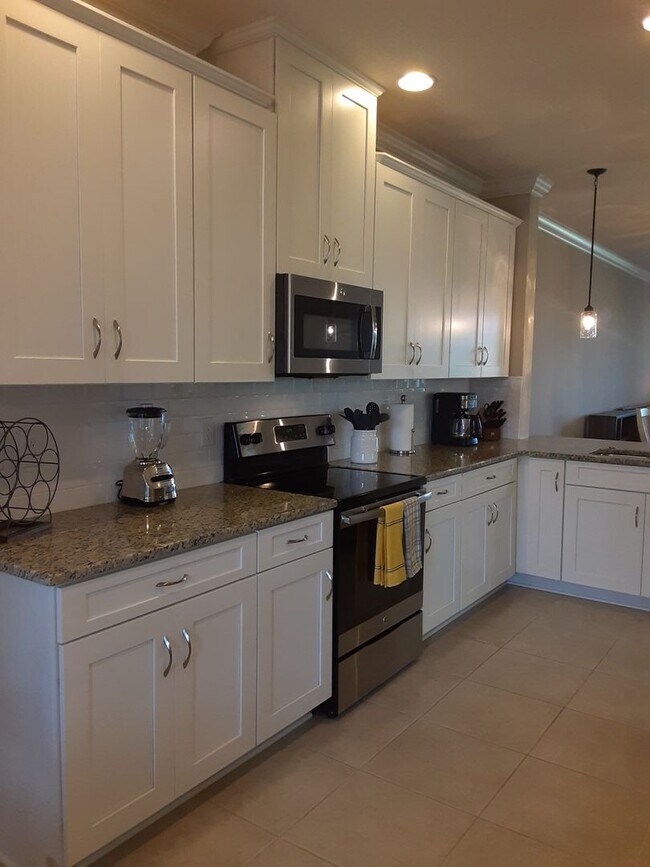 Photo - Seasonal/short term turnkey furnished Incr...