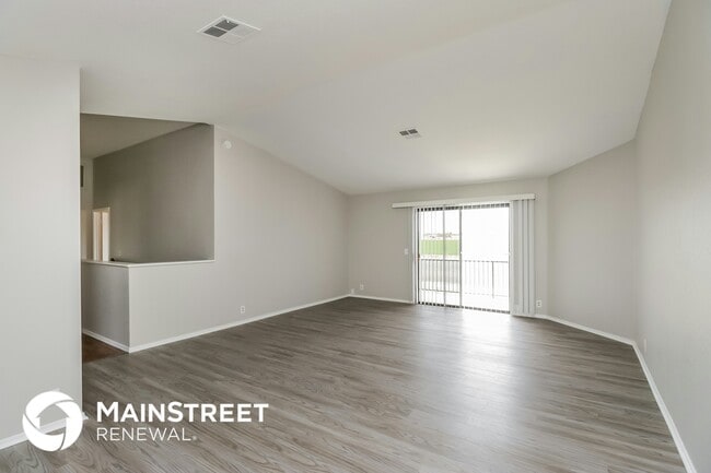 Photo - 4651 N 99th Dr