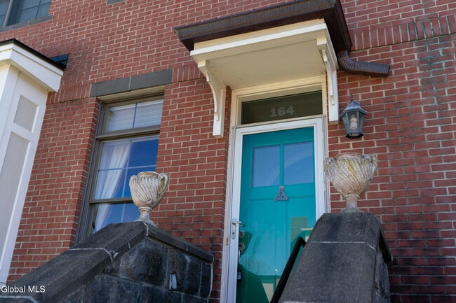 Photo - 164 High Rock Ave