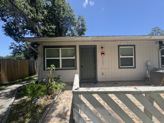 Building Photo - 8508 Channelview Cir Unit 1