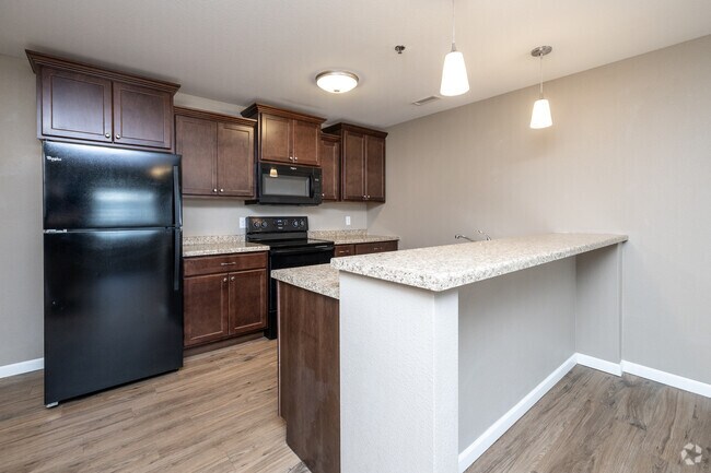 1BR, 1BA - 707SF - Kitchen