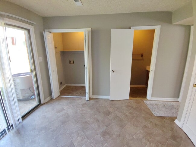 Photo - 16 Duiguid Dr