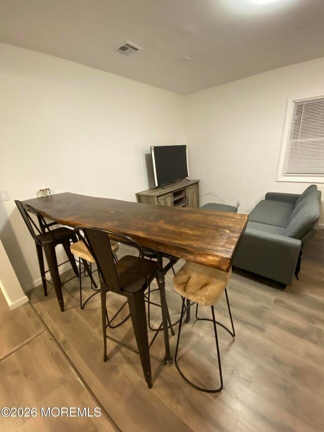 95 Cooper Ave Unit 2