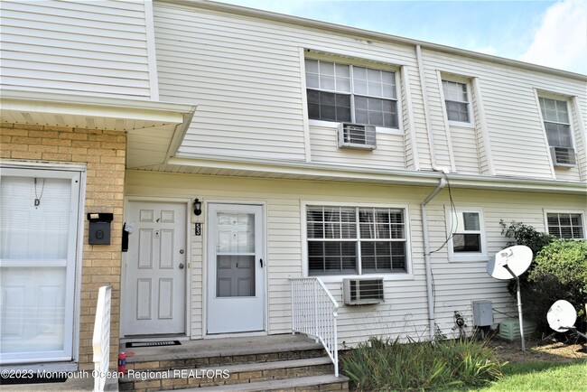 53 White St Unidad B