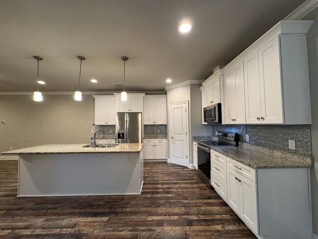2369 Belmont Dr