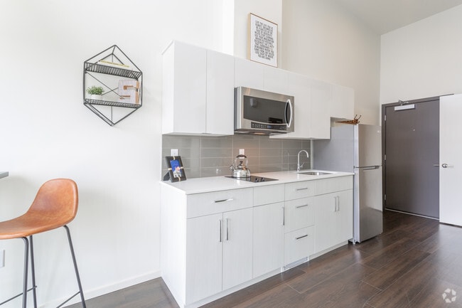 Loft Studio - 244 SF