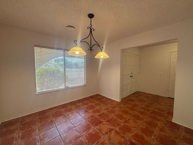 2615 WEST AVENUE J-8