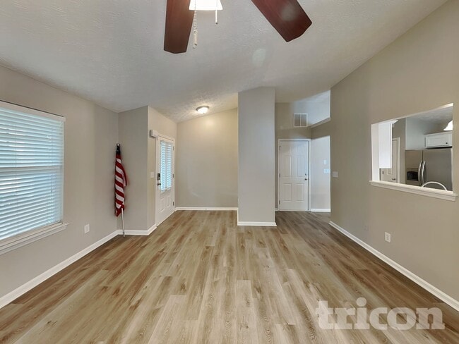 Photo - 210 Brookstone Trail