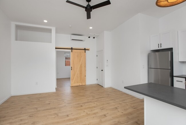 Photo - 38 Ravine Ave Unidad 2