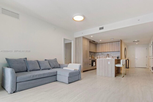Photo - 77 SE 5th St Unit 3902