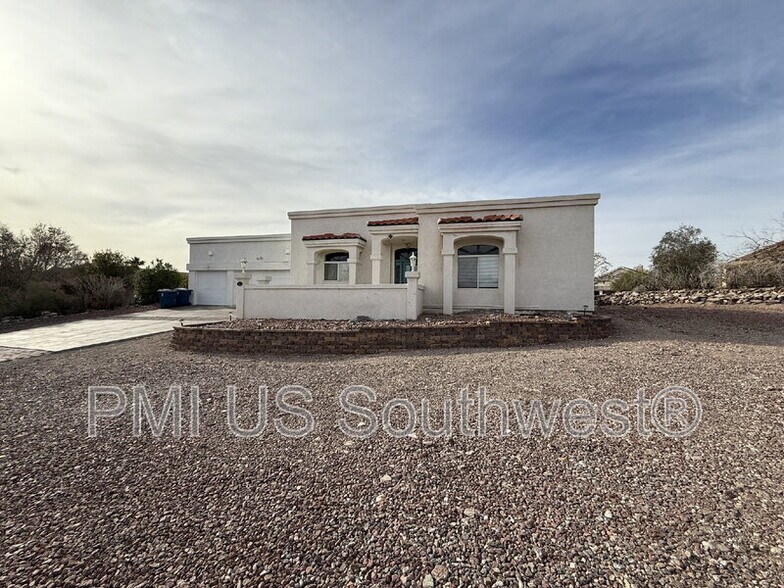 3443 Sunbonnet Dr