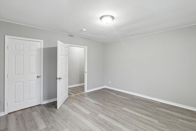 Photo - Huge Downtown 3BR (potential 4th)/2BA House For Rent