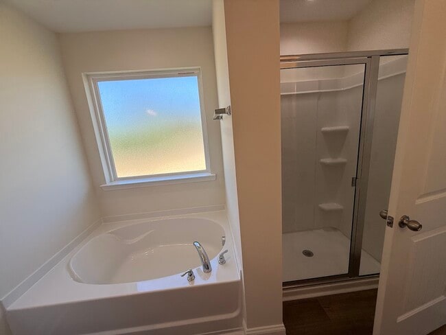Photo - 152 boundary hall way