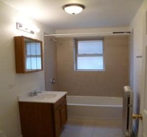 Bathroom - 7110 S Ridgeland Ave
