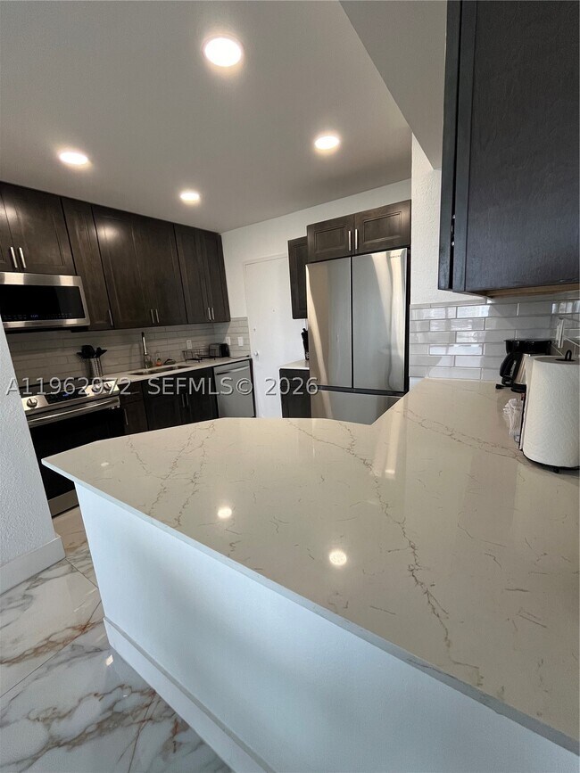 3505 S Ocean Dr Unit 1004