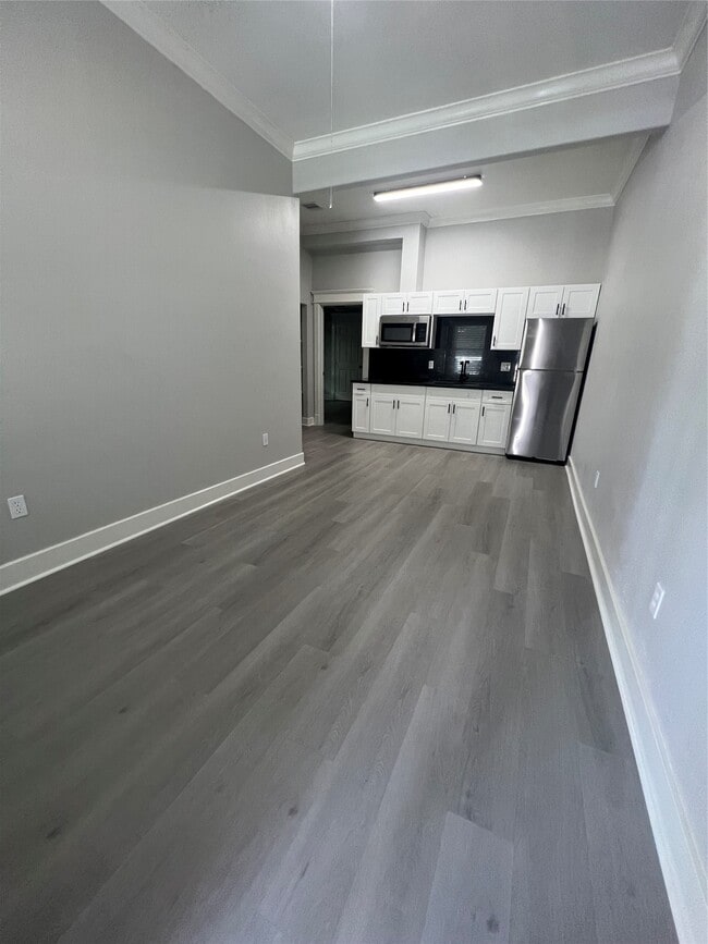 Photo - 220 Redan St