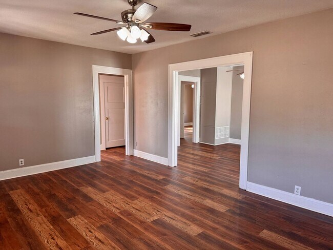 Photo - 1710 Monroe St Unidad 1