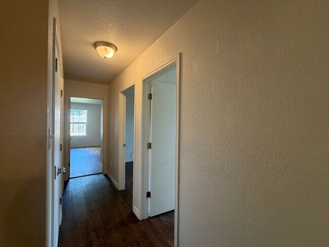403 Olaf Dr Unit B