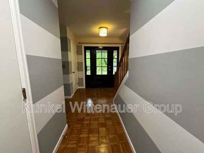 Photo - 43 Powder Creek Dr