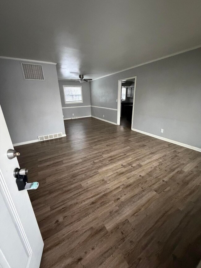 Photo - 2060 Alexandria Dr