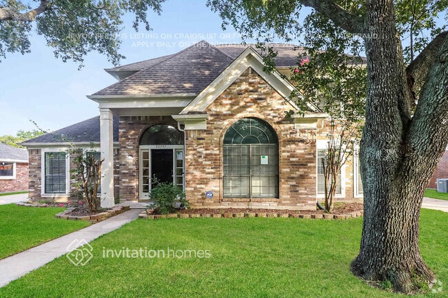 Building Photo - 22947 Benbury Dr Rental