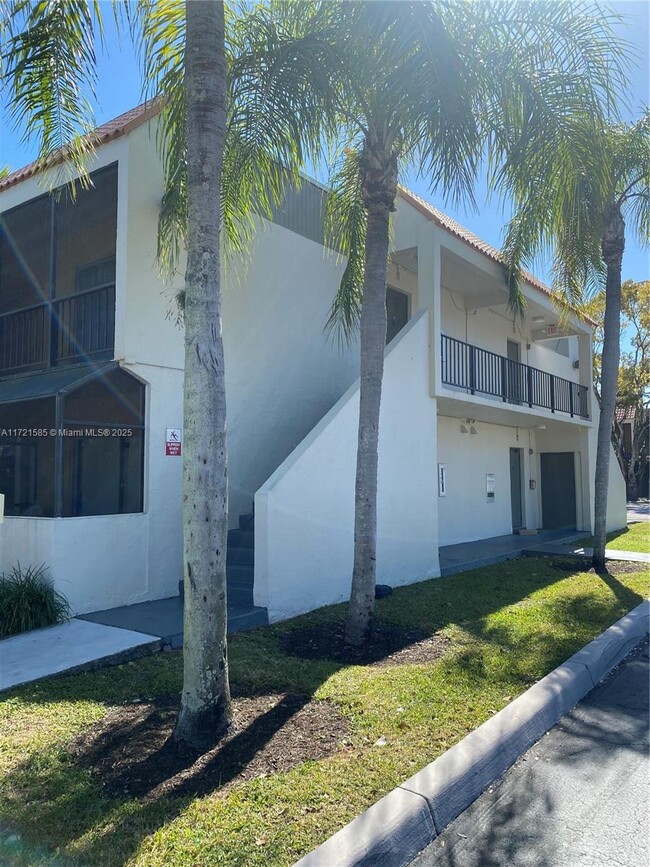 Photo - 7961 SW 104th St Condominio Unidad 202B