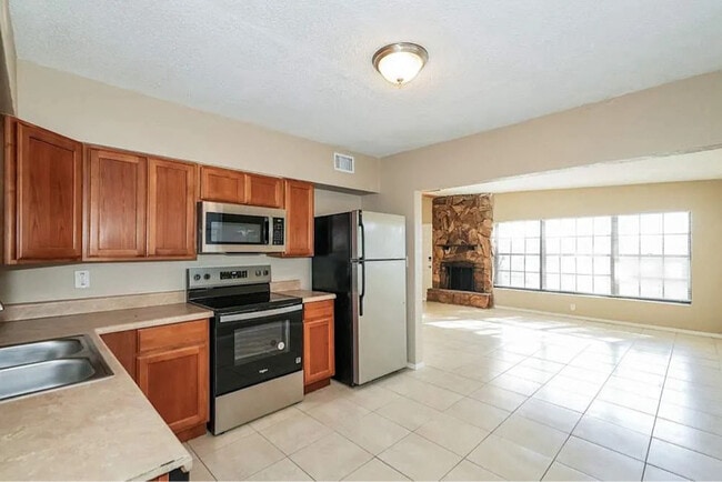 Photo - 10213 N Blvd