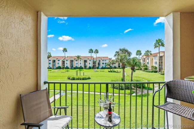 Photo - 145 Yacht Club Way Unit 210