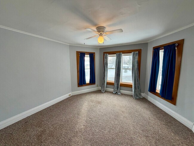 Photo - 407 N State St Unidad Upper