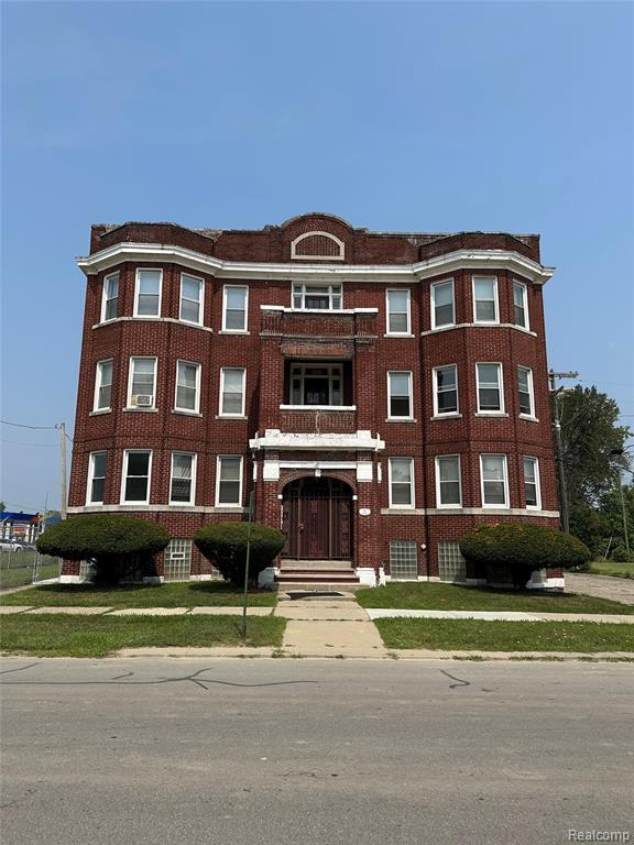 Building Photo - 35 Trowbridge St Unit 3E Rental