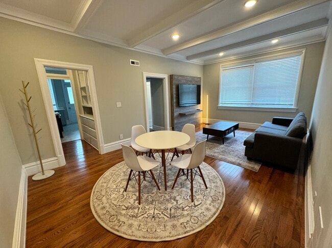 Photo - 6186 Waterman Blvd Unit 3rd
