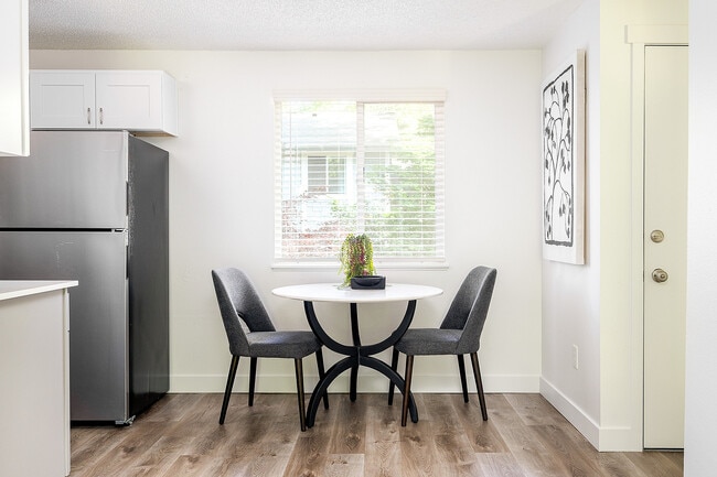 Photo - Westwood Green Apartments