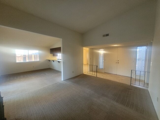 Photo - Rosemont area home/great access to Hwy 50