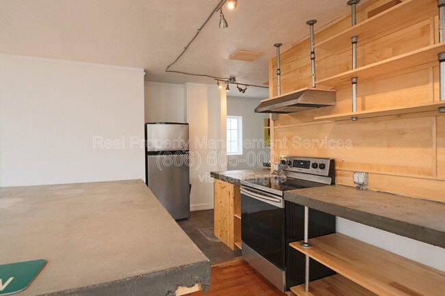 Photo - 1312 Avenue J Unit B