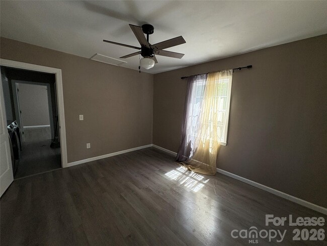 Photo - 508 N Main St