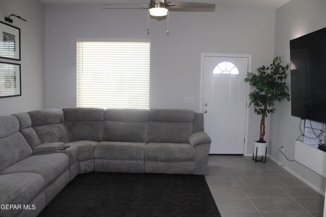 640 Paseo Dulce Ave
