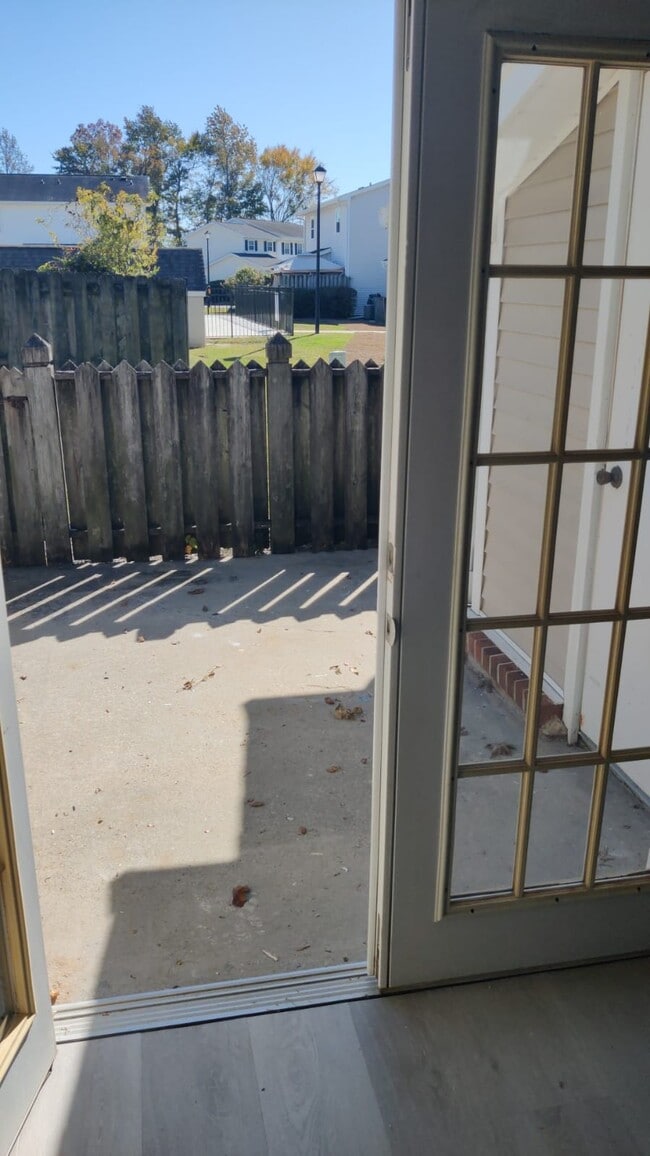 Photo - 2925 Carriage Row Ln