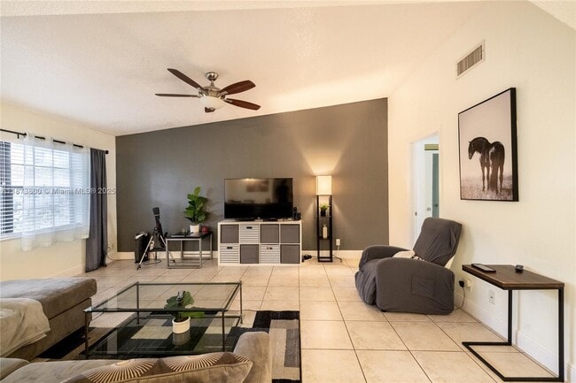 Photo - 10600 La Placida Dr