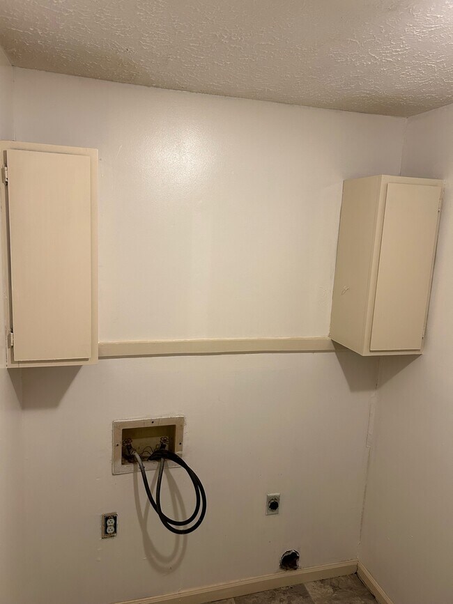 Photo - 1147 Fort Hill St