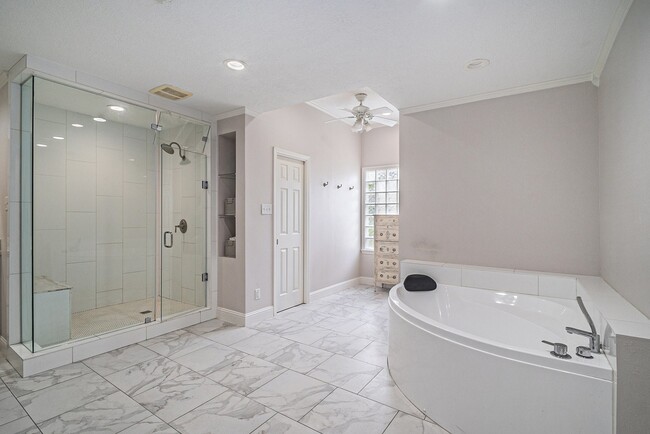 Photo - 743 Bison Dr