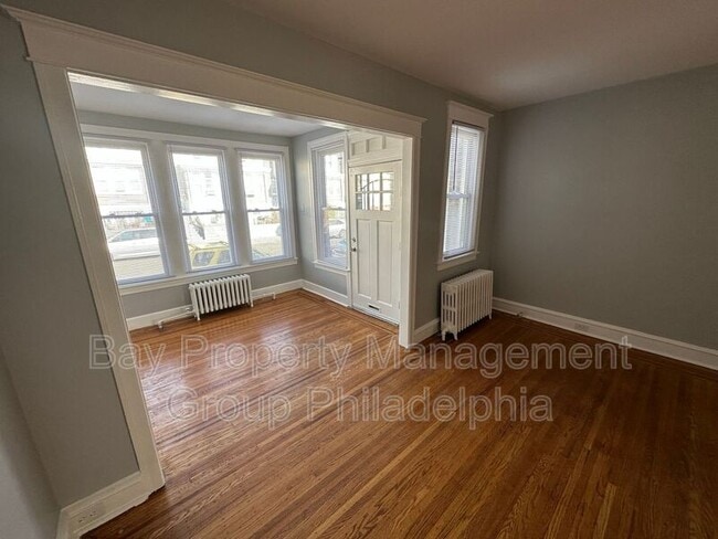 Photo - 104 W Spencer Ave