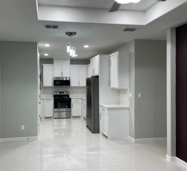 Photo - 2511 N Vineyard Ave Apartamento Unidad 4