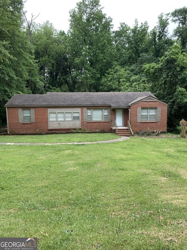 Photo - 613 3rd St House