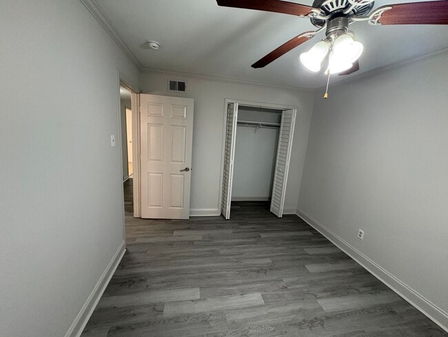 Photo - 2 Bedroom 1 Bath Apartment Close to Campus! Available Now!