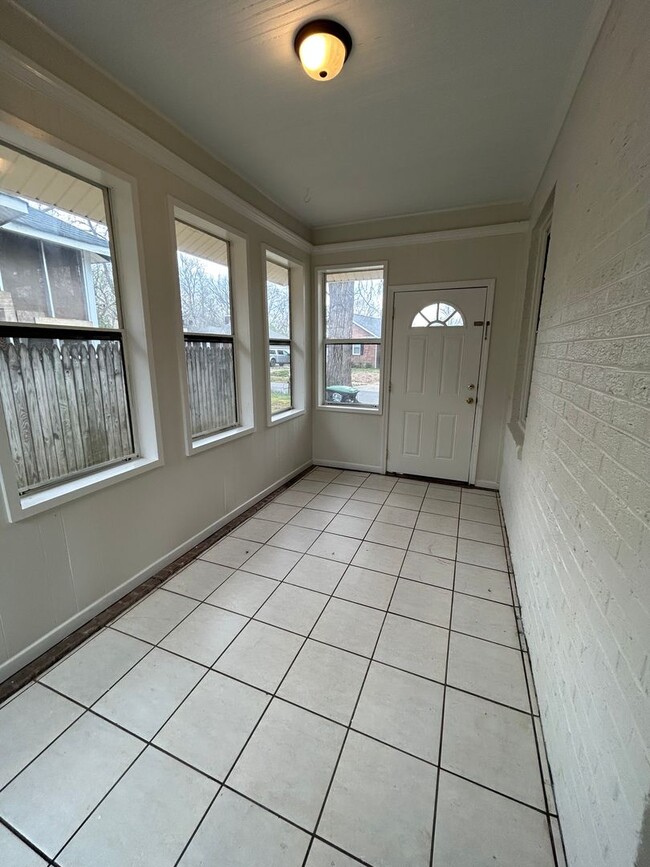 Photo - Updated 3/2 House in Celanese- $1,595