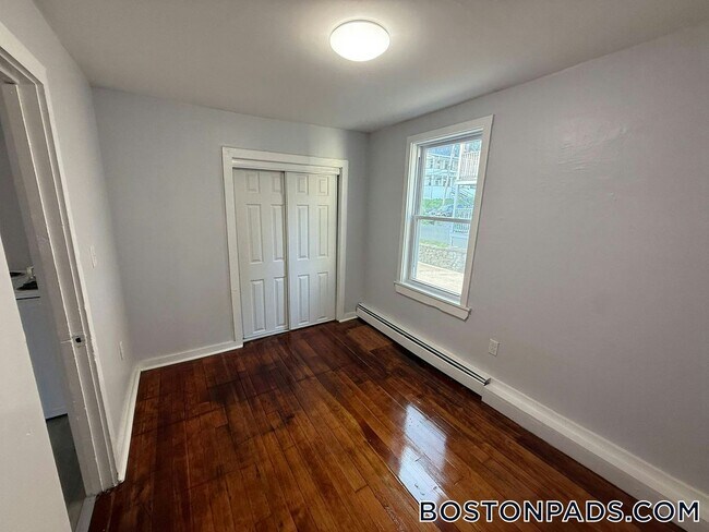 88 Cross St Unit 2L