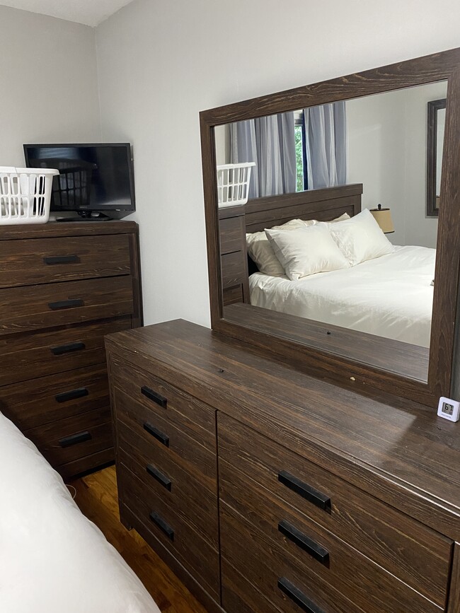 Photo - 1324 Central St